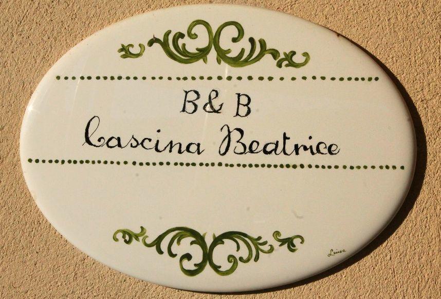 Bed & Breakfast Cascina Beatrice Rodello Exterior photo